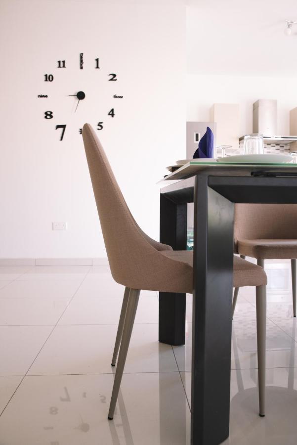 Modern 3 Bedroom With Ac Apartment Zabbar Ngoại thất bức ảnh
