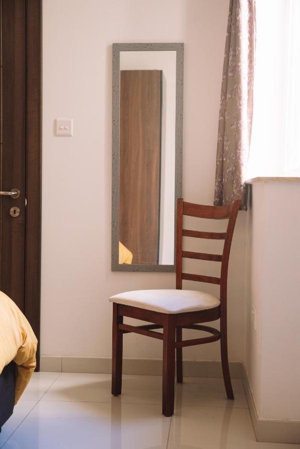 Modern 3 Bedroom With Ac Apartment Zabbar Ngoại thất bức ảnh